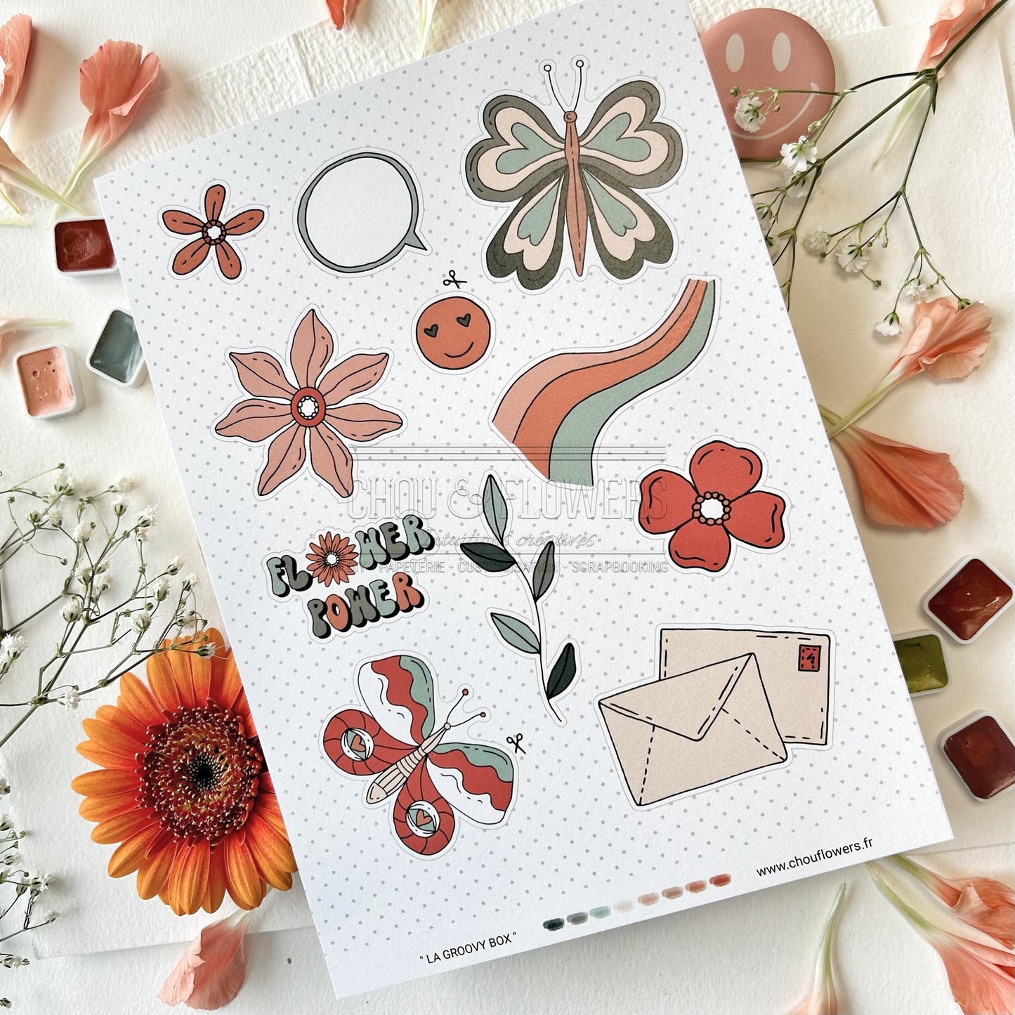 BOX -GROOVY BOX - PEACE AND LOVE - GRO105 - CHOU & FLOWERS