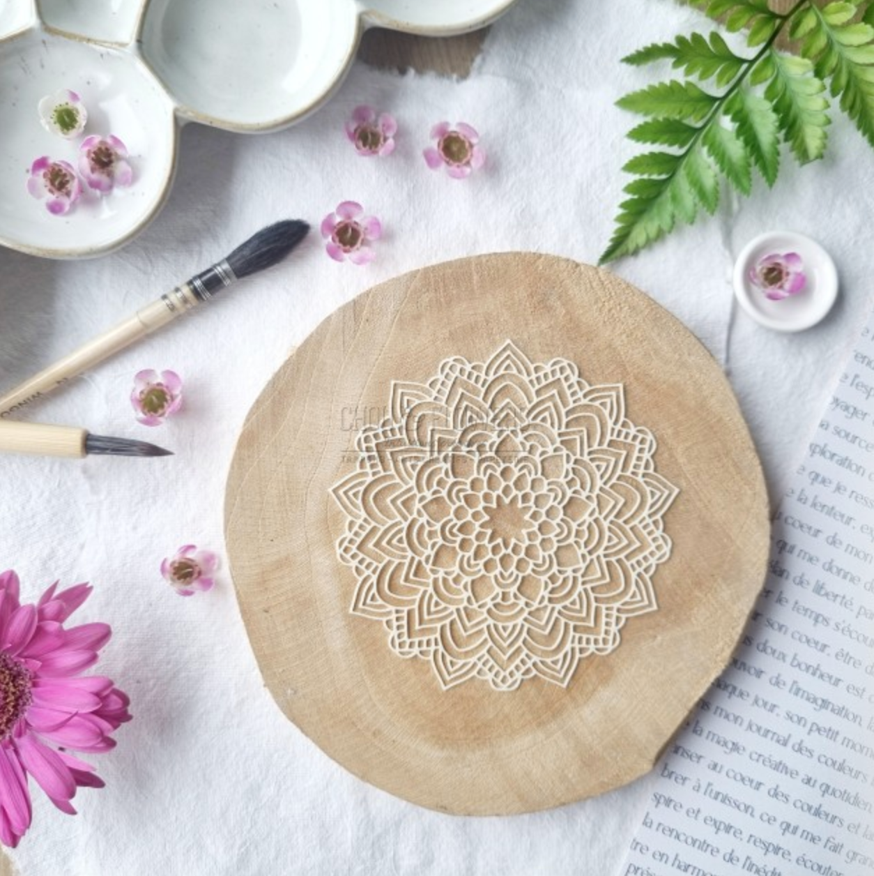 Stencil - FLEUR MANDALA 1 - VIB126 - CHOU & FLOWERS