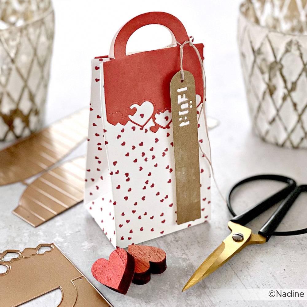 Design paper 'Flurry hearts premium red' - P-AR-10.3001 - A.RENKE