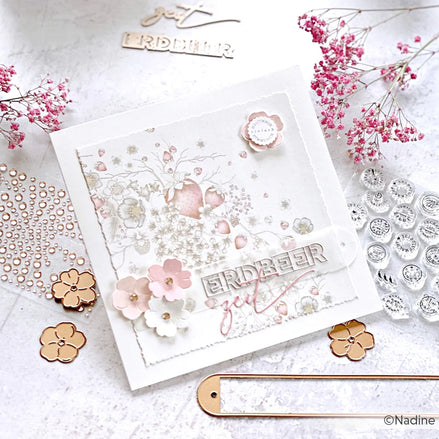 Design paper 'Strawberry blossom wreath' - A.RENKE