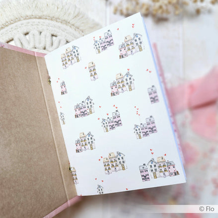 Design paper 'Delicate row of pink houses'- P-AR-10.3508- A.RENKE