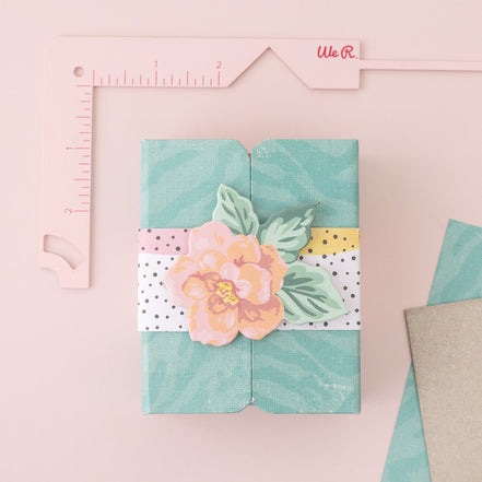 Book Cover Guide - Pink - 60000724 - We R Makers