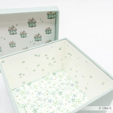 Design paper 'Delicate butterflies mint'- P-AR-10.3522- A.RENKE