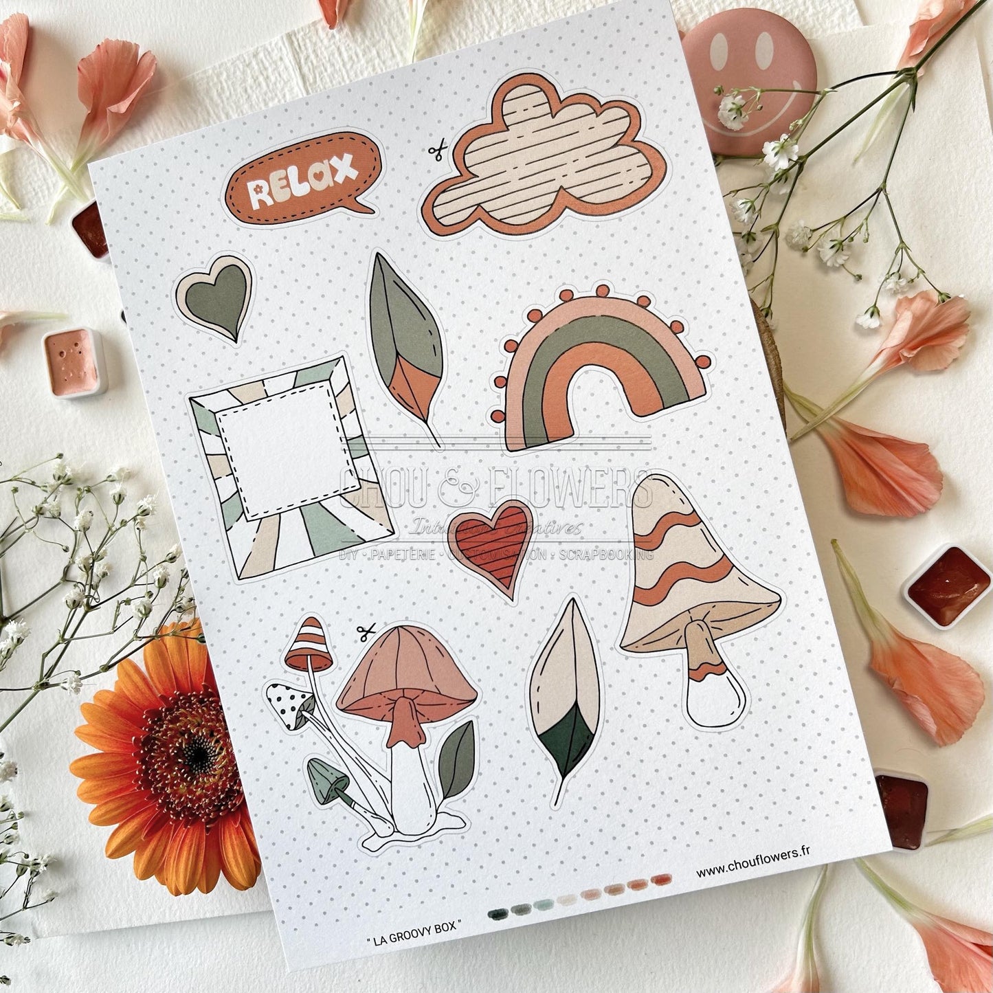 BOX -GROOVY BOX - PEACE AND LOVE  - GRO105 - CHOU & FLOWERS