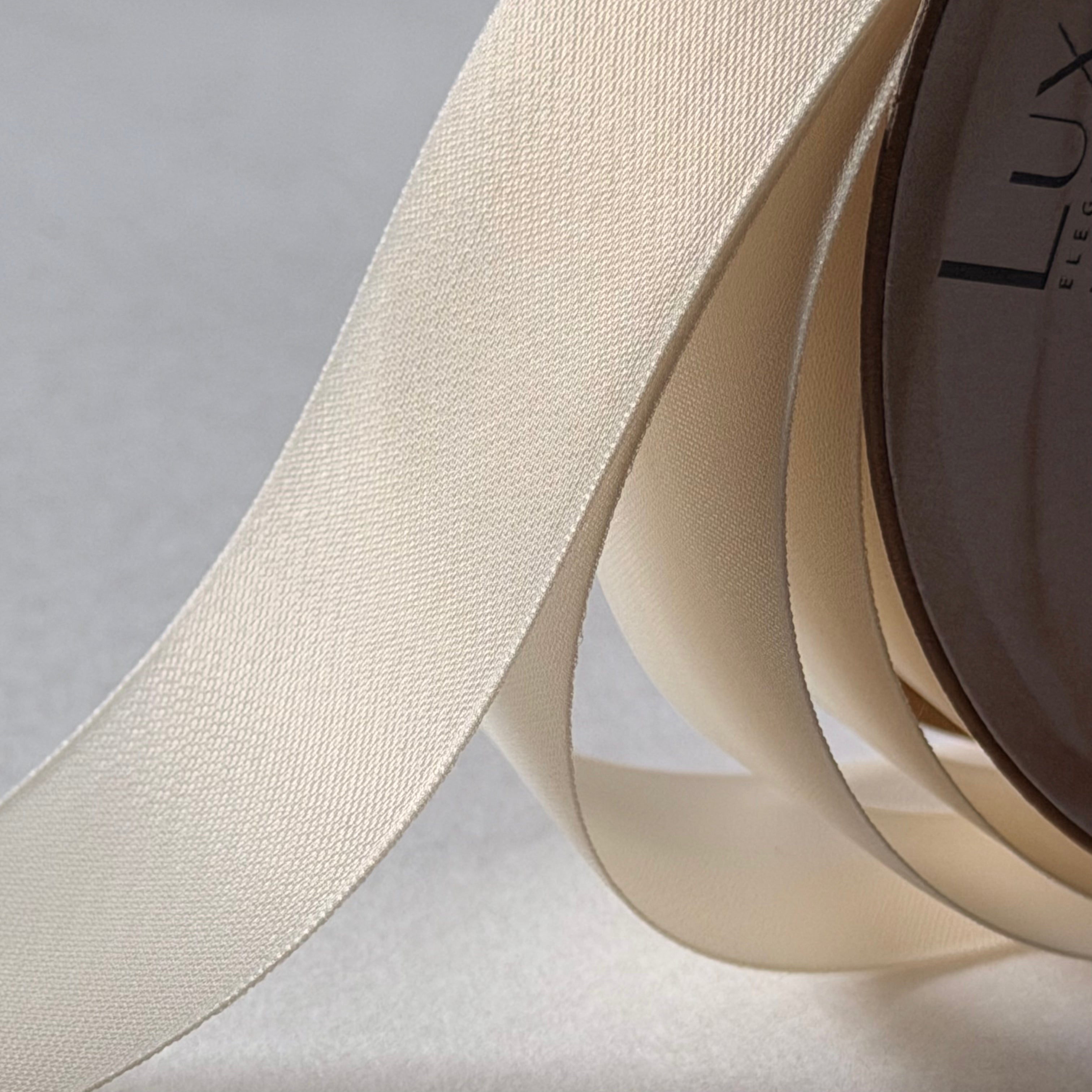 5392M02 - NASTRO ORGANZA MATT CREMA 25 MM - LUXIA