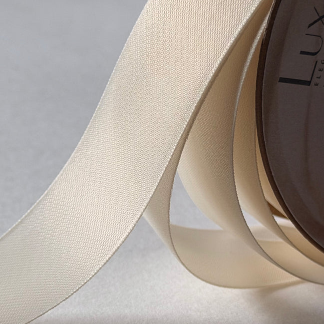 5392M02 - NASTRO ORGANZA MATT CREMA 25 MM - LUXIA