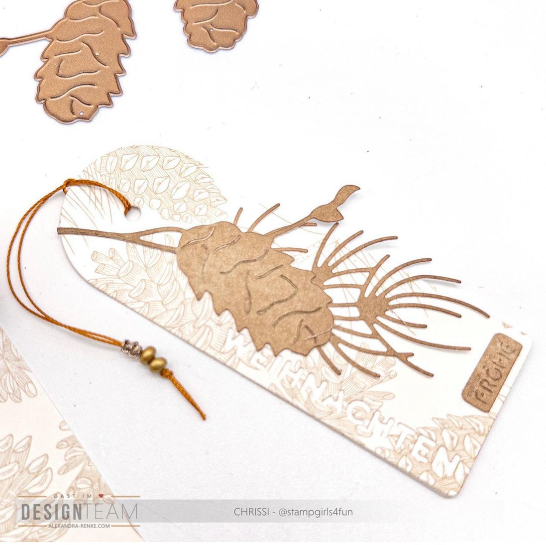 Fustella 'Oblong pine cones '- D-AR-FL0258- A.RENKE